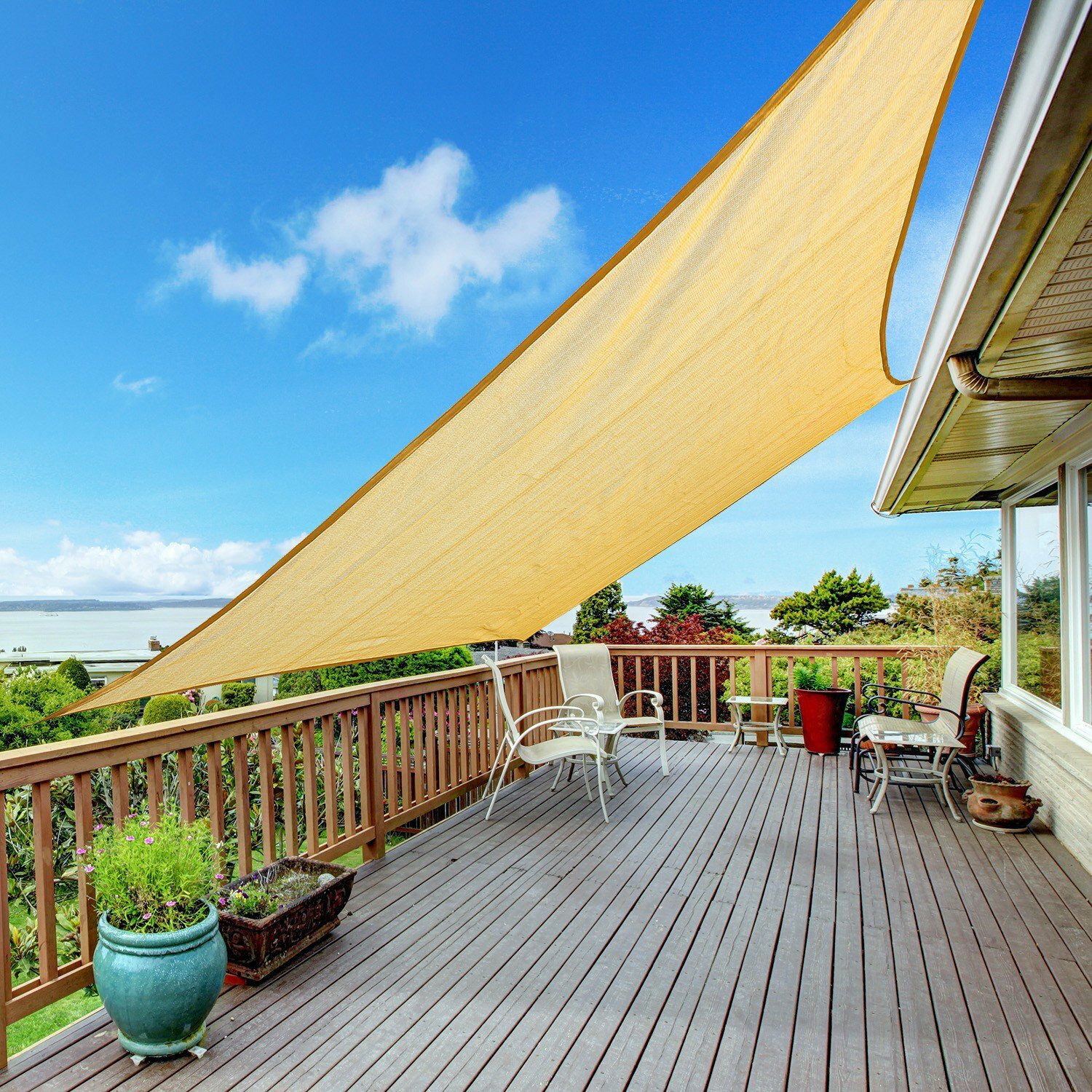 żagiel przeciwsłoneczny na balkon
